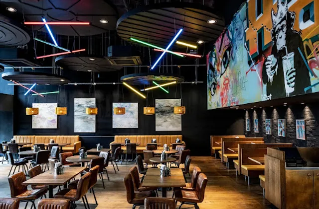 Gordon Ramsay Street Burger x Street Pizza - Reading