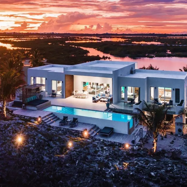 Tip Of The Tail Villa