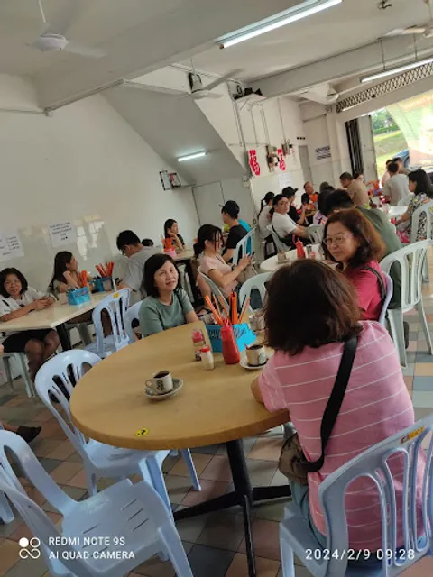 BUKIT BERUANG DUCK MEE Bukit Beruang 鸭面 Kedai Mee Itik Chia Yean 佳园茶餐室