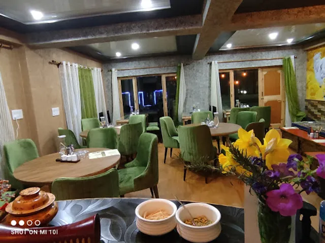Ri-yul restaurant