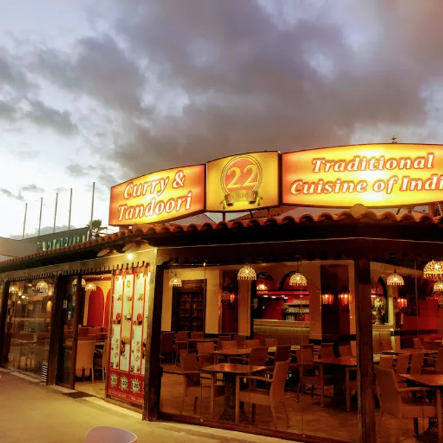 Curry and Tandoori - Fusion 22