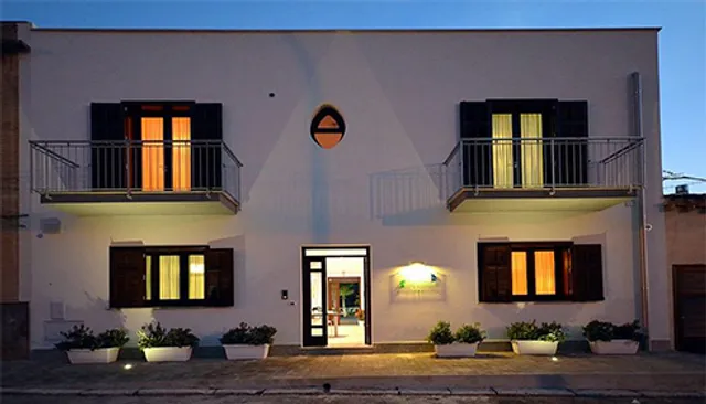 Routes and Trails B & B