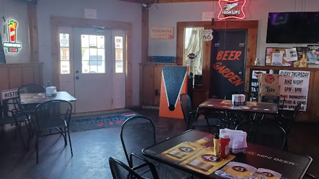 217 Roadhouse Bar and Grill