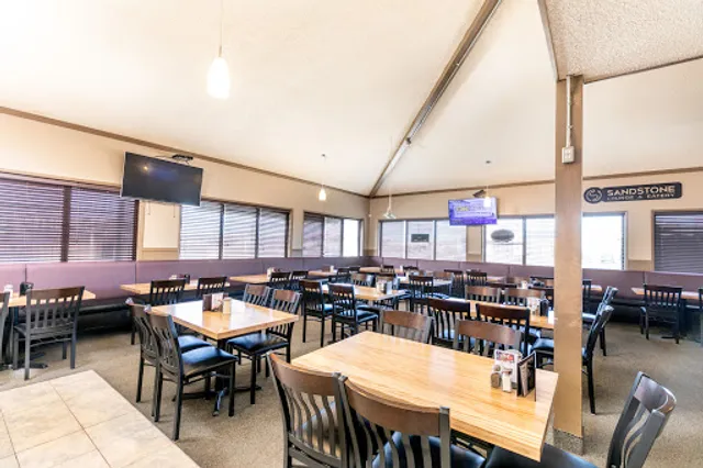 Sandstone Lounge and Eatery