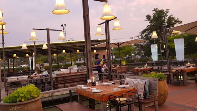 The​ ​View​ Village