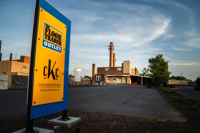 The Floor Trader Outlet of Chambersburg