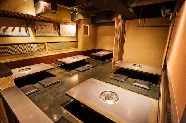 Hakata Yakiniku Yasohachi Chikushiguchi