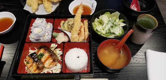 Tommy Katsu Sushi & Grill