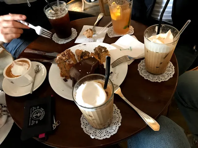 Cafe Layered Bukchon