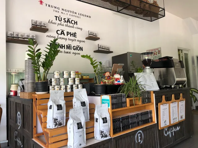 Trung Nguyên Legend Coffee