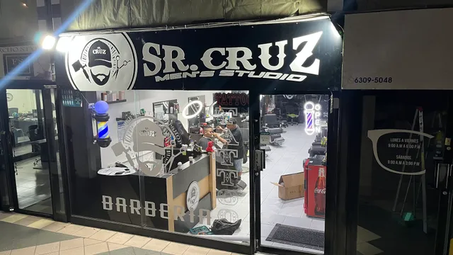 Sr. Cruz Men's Studio