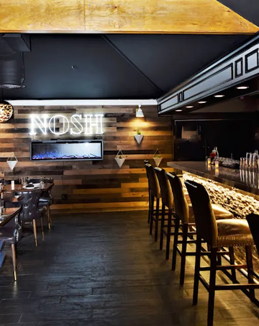 Nosh Kitchen & Cocktails