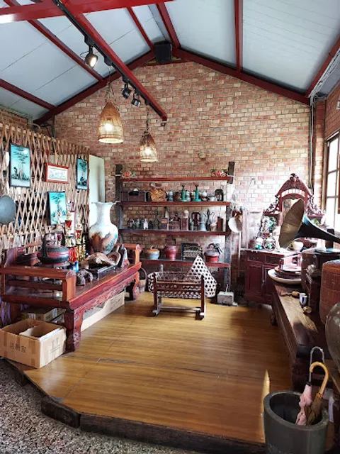 Caogen Chufang Restaurant