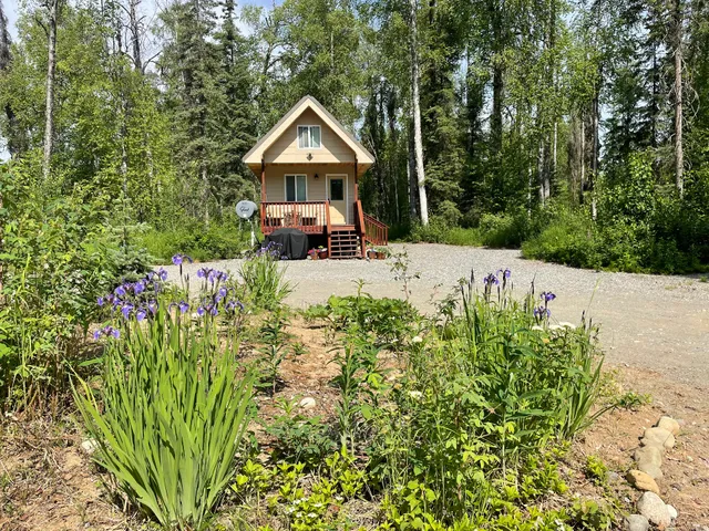 Talkeetna Tiny House Cabin