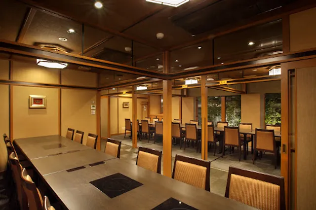 Kagonoya Sakurayama Takiko