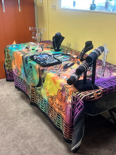 Crystals Reiki & Readings