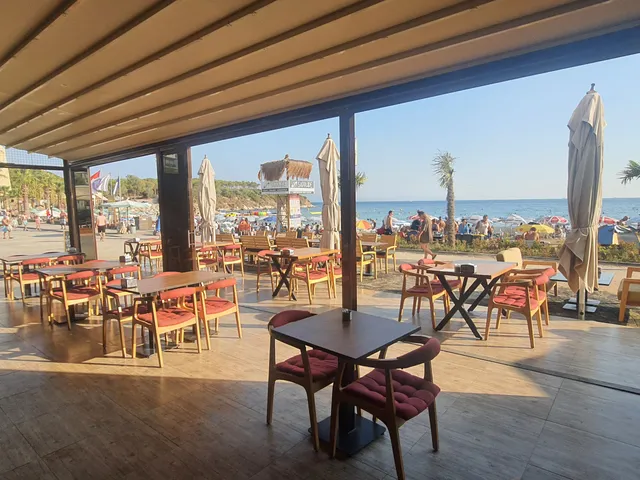 Royal blue 2 TERAS Restaurant Cafe Bar