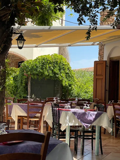 Bar Ristorante La Fontana - Santa Maria Navarrese (nu)