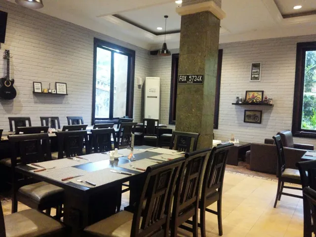 Fox Steak House & Coffee Shop Kediri