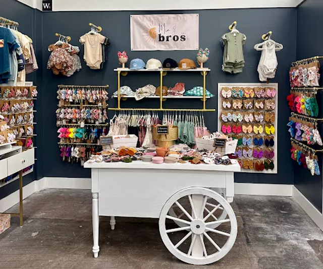 Painted Tree Boutiques - Maplewood