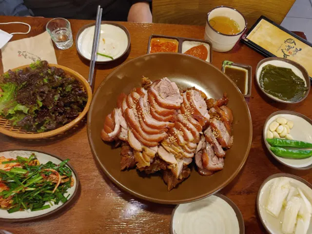 족발쌀롱 수영점