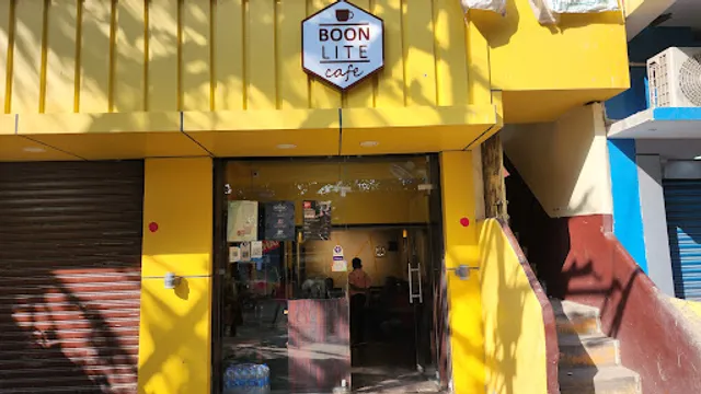BOON LITE CAFE
