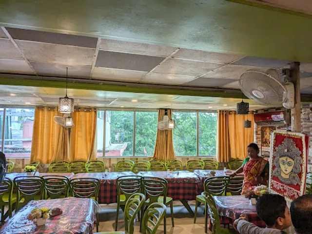 Pancha Banjan Hotel & Restaurant