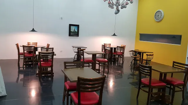 Restaurante & Café Paris