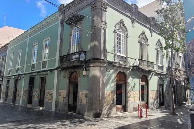 Moradillo Furniture Store Las Palmas