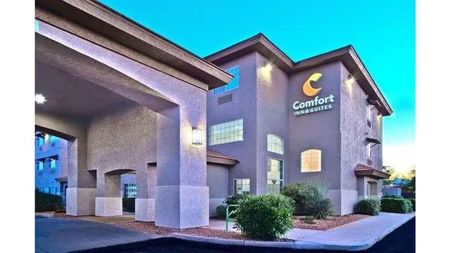 Comfort Inn & Suites Sierra Vista near Ft Huachuca