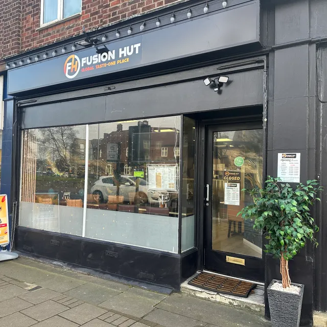 FUSION HUT | Restaurant & Takeaway