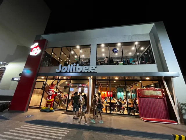 Jollibee Pritil Market
