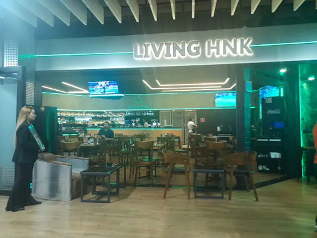 Living HNK T2 Leste: Restaurante, Heineken, Chopp, Aeroporto, Guarulhos, SP