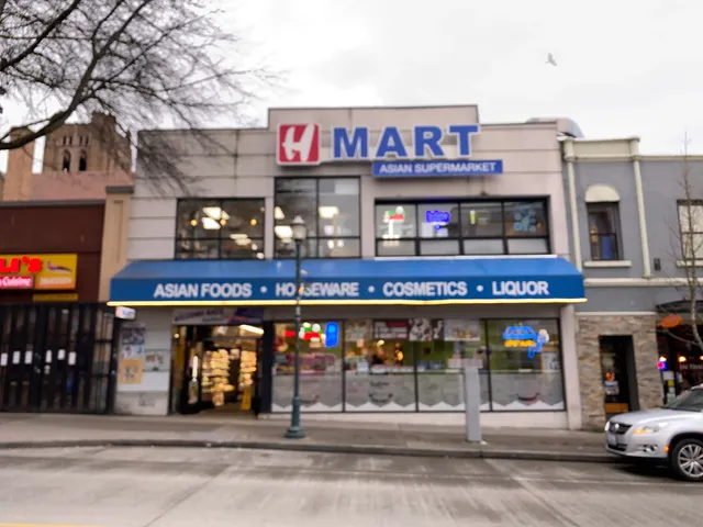 H Mart UW
