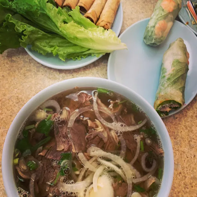 Vietnamese & Chinese Noodle House