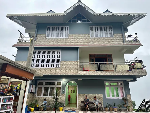 Happy Hills homestay