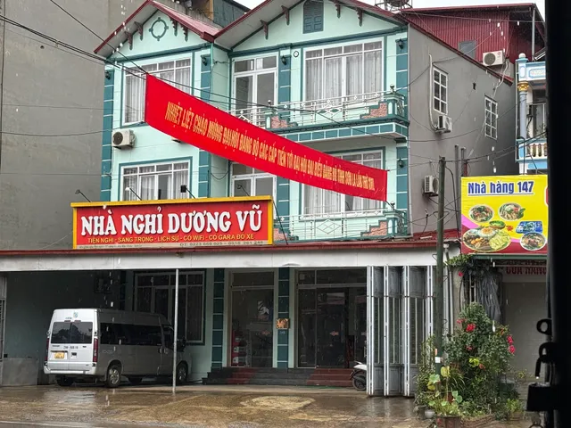 Nhà nghỉ Dương Vũ