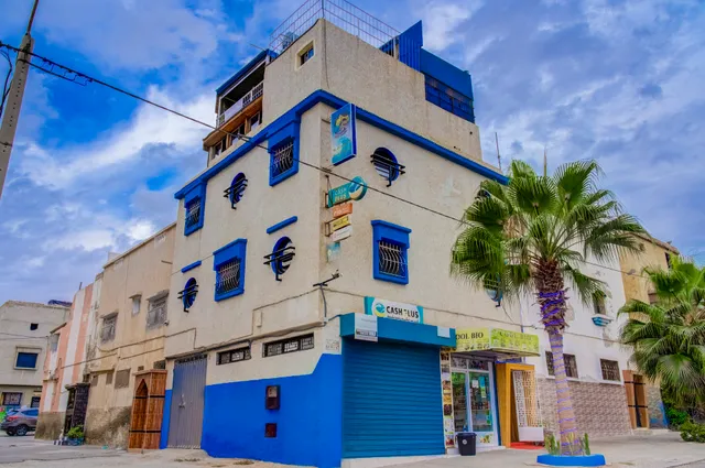 Dinosaur Anza Surf House