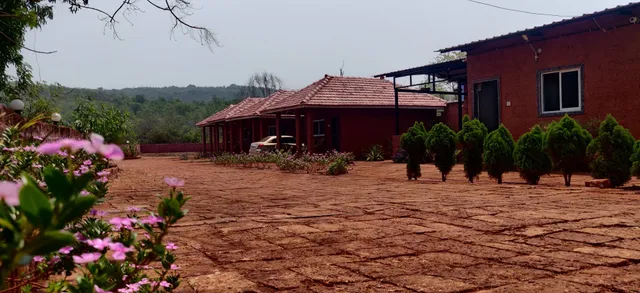 ROYAL VILAS RESORT HAMLET BY THE SEA