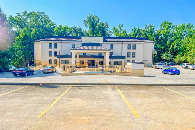 OYO Hotel Rome West GA