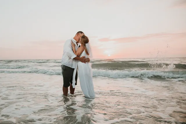 Tide the Knot Beach Weddings