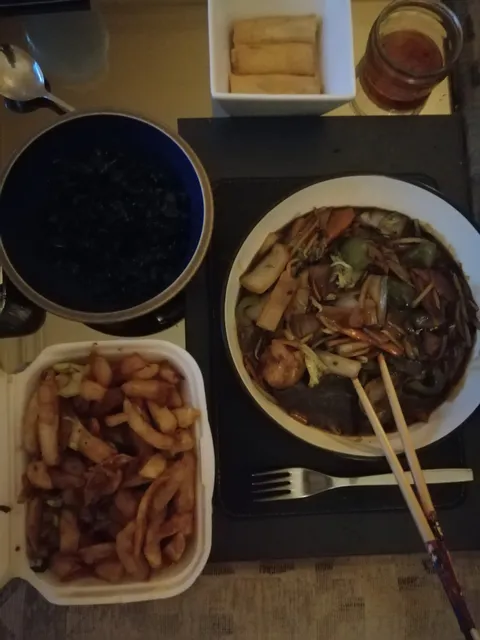 Woks Cooking Fish Chips Chinese Takeaway