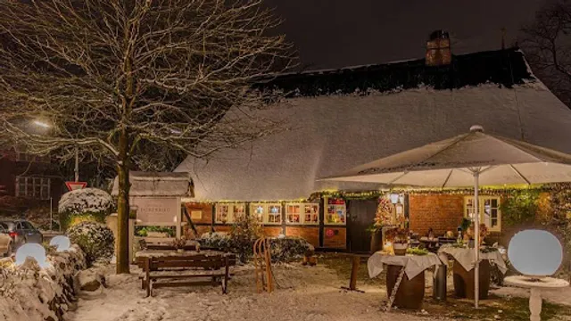 Dorfkrug Volksdorf | Restaurant & Sushi