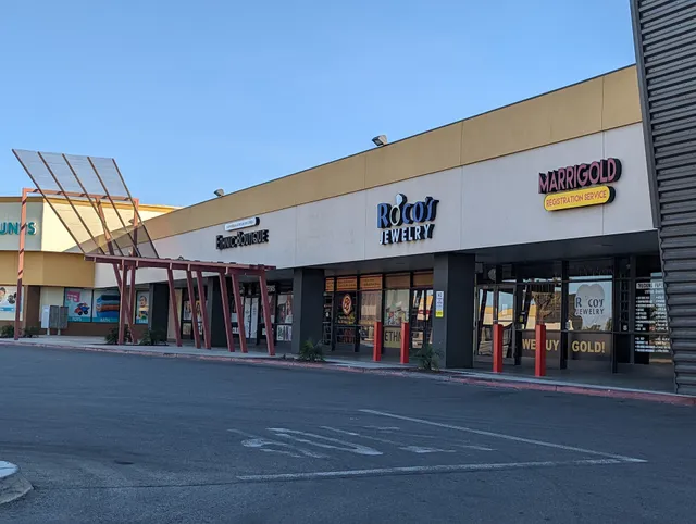 Ethnic Boutique Market & Kitchen