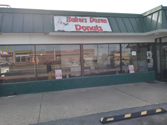 Baker's Dozen Donuts North