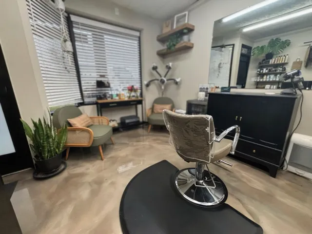 Nikki Browning - Blonde & Extension Specialist - Grove City, Ohio (Located inside Willow & Rayne Salon)