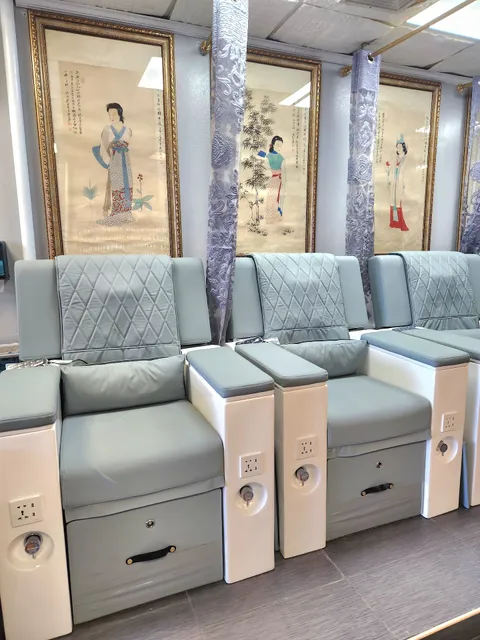 Sisi Nails Facial Body Eyelashes Makeup