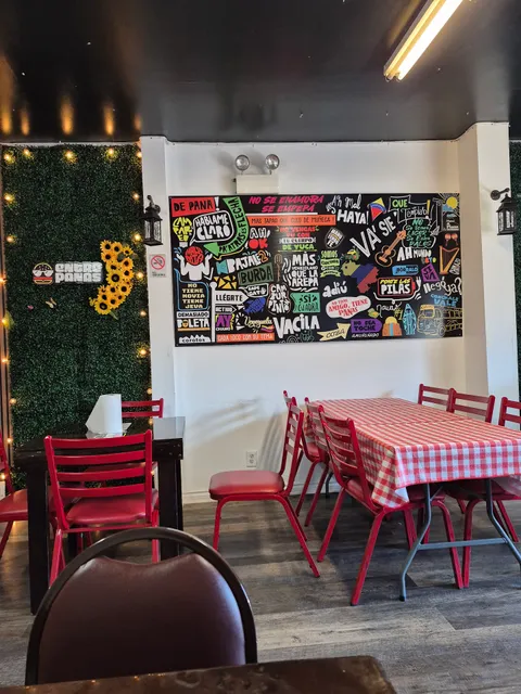 Entre Panas Restaurant