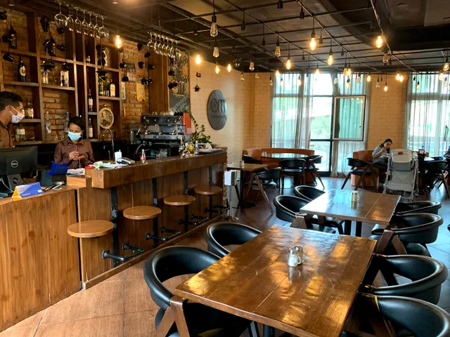 OM Indian Bistro | Bole Rwanda