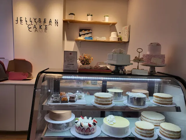 Jellybean Cake & Dessert